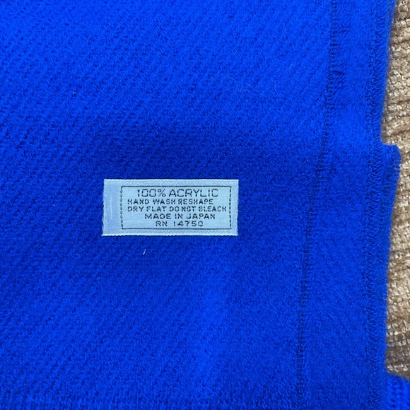 English Village, vintage, ladies beret, gloves and scarf set - new in box - Picture 10 of 11